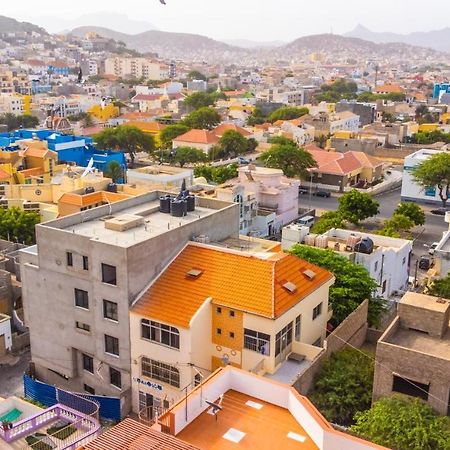 Simabo'S Backpackers' Hostel Mindelo Exteriér fotografie