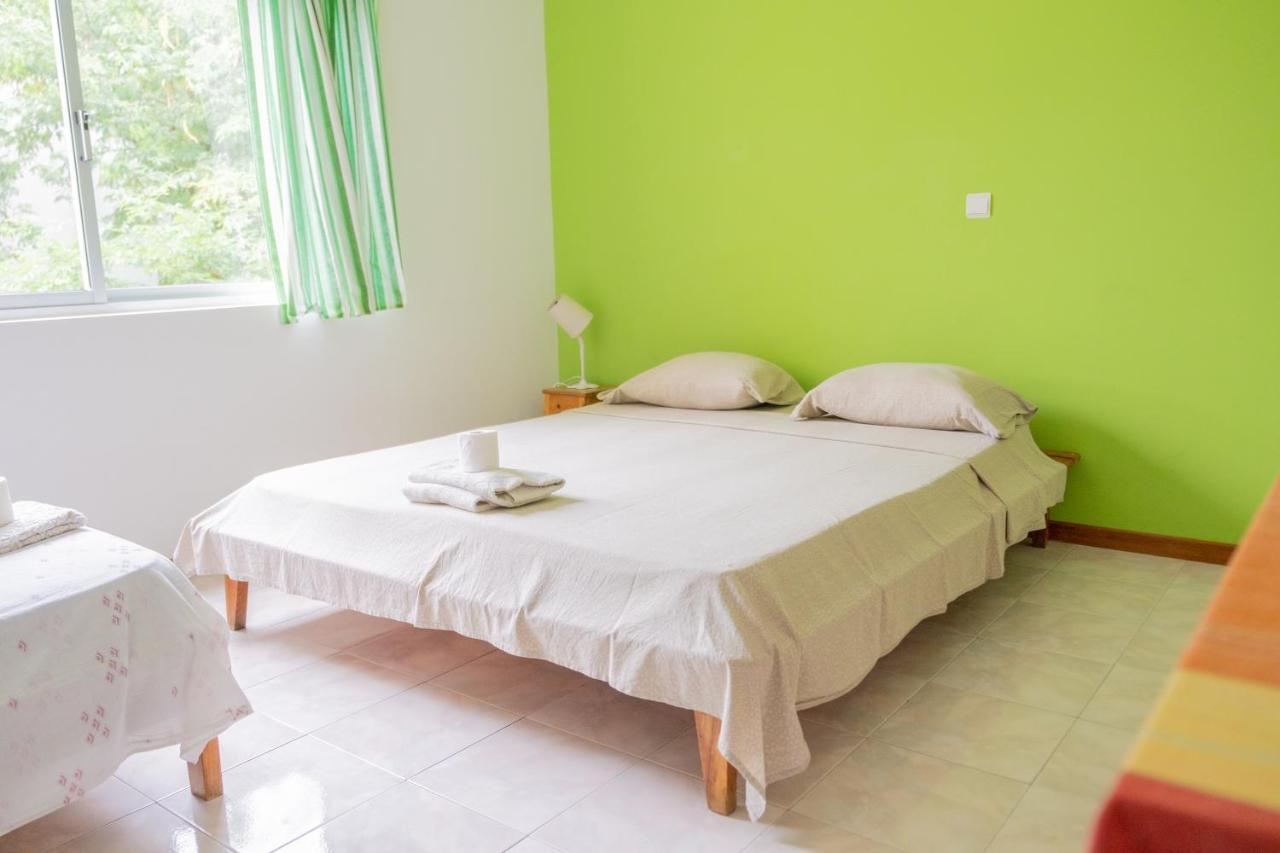Simabo'S Backpackers' Hostel Mindelo Exteriér fotografie