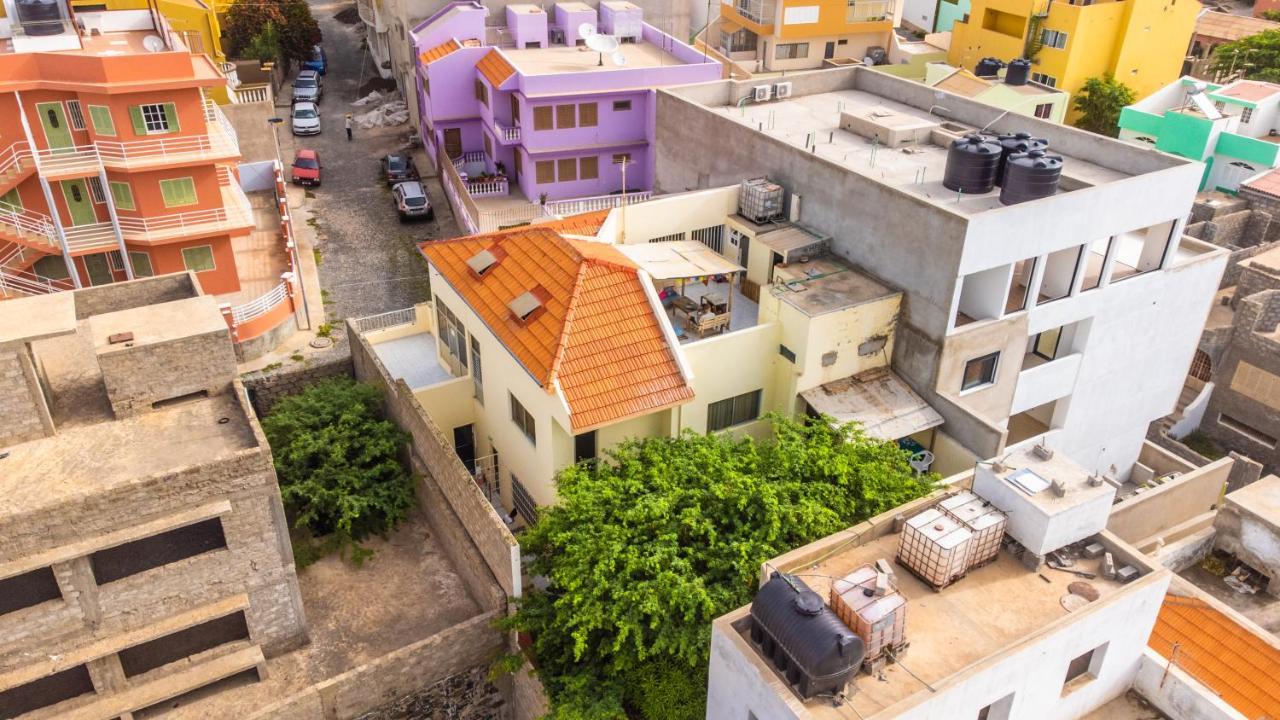 Simabo'S Backpackers' Hostel Mindelo Exteriér fotografie