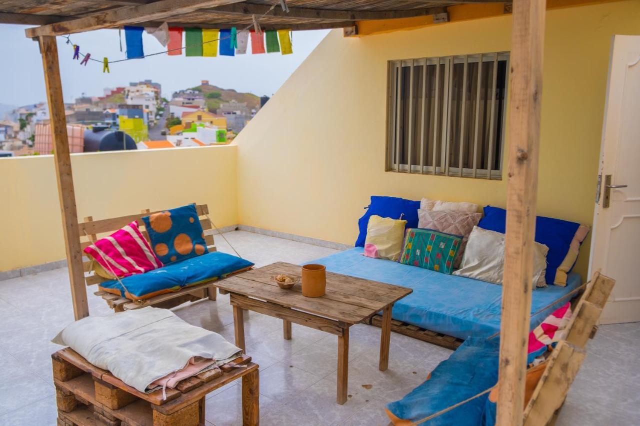 Simabo'S Backpackers' Hostel Mindelo Exteriér fotografie