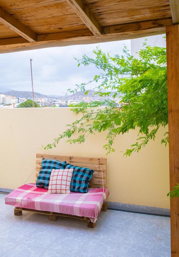 Simabo'S Backpackers' Hostel Mindelo Exteriér fotografie